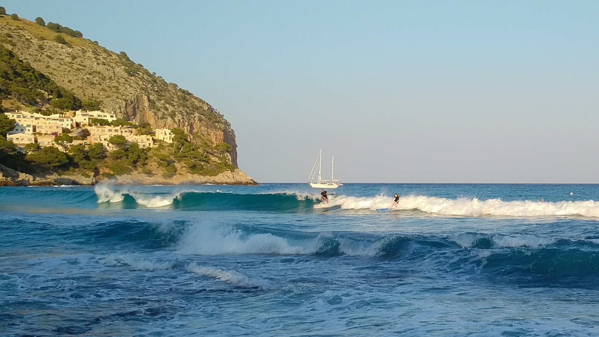 Mallorca Novelty Waves with Ben Gravy