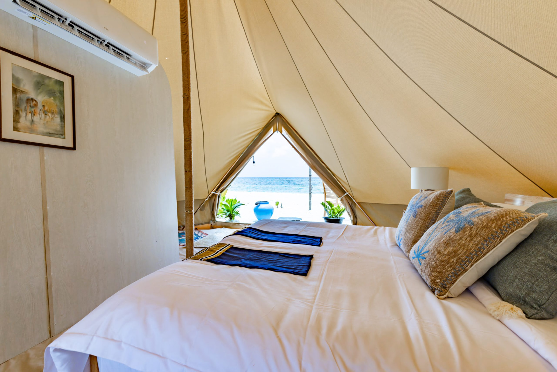 Barefoot luxury at The Maverick, Mundoo Island 2