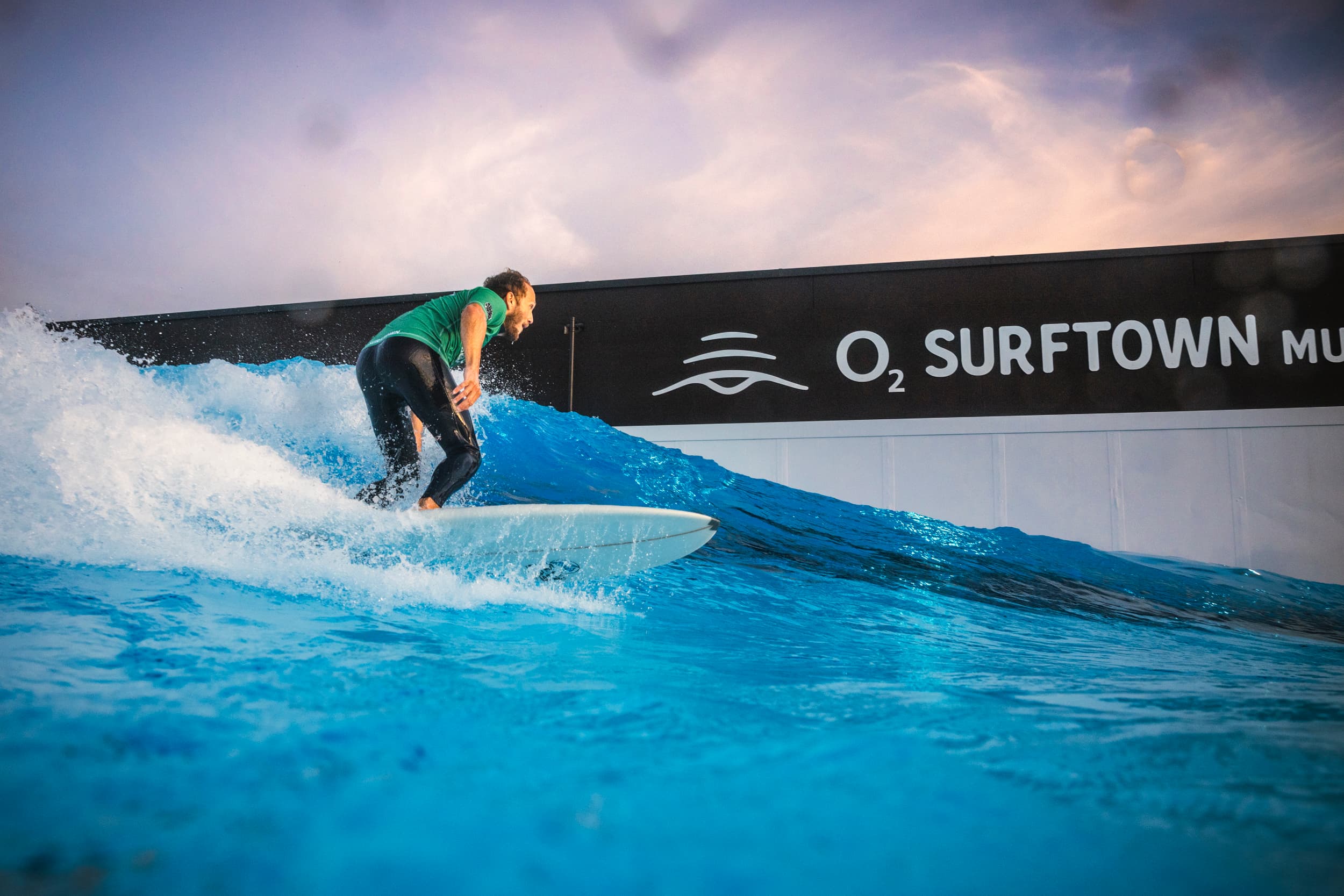 O2 SURFTOWN MUC 4