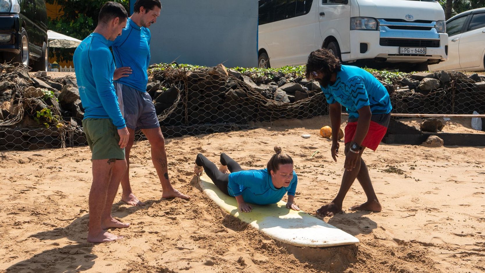 Learn to Surf in Hikkaduwa 2