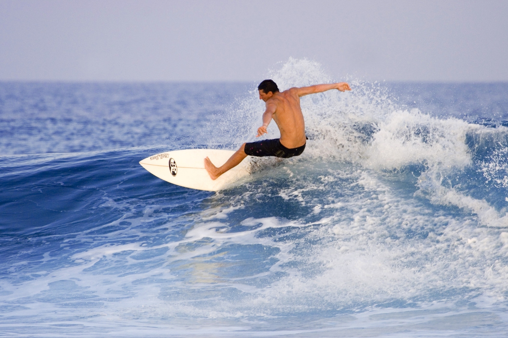 Surf the Maldives with Ben Gravy 7