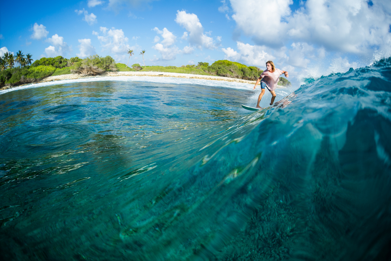 Honkeys surf spot in Maldives