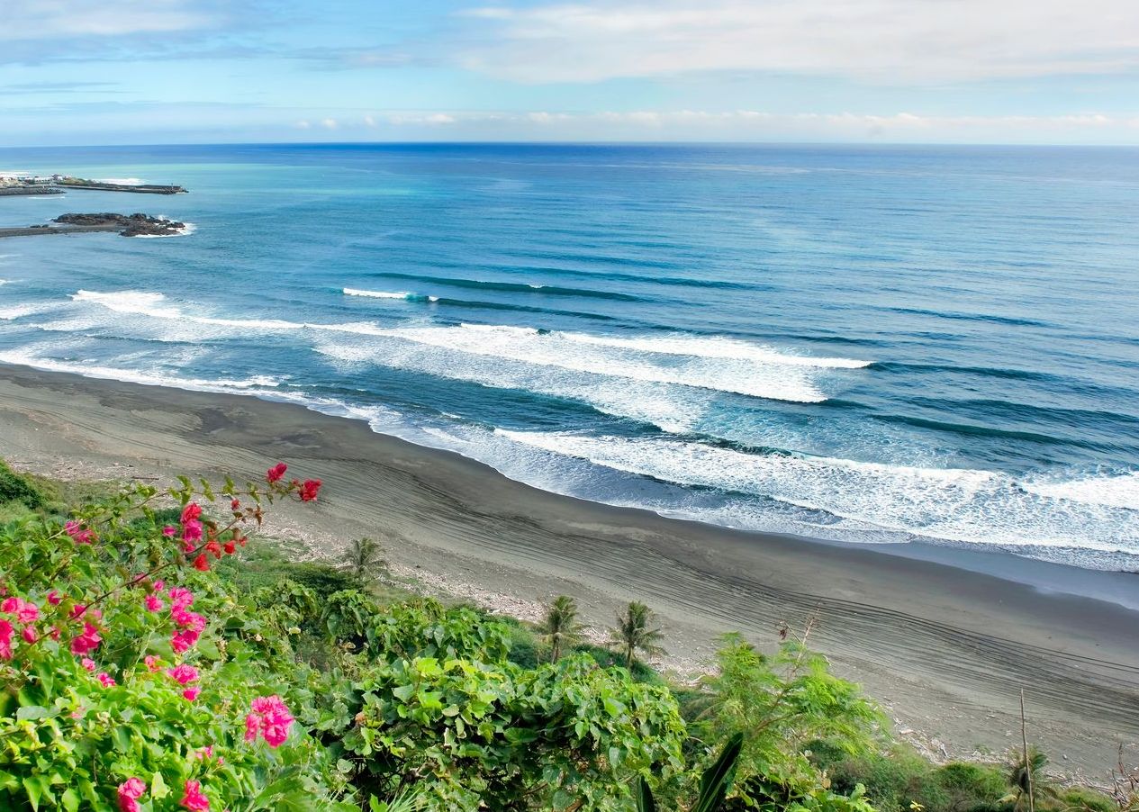 Fantastic-Surf-Spots-in-Taiwan
