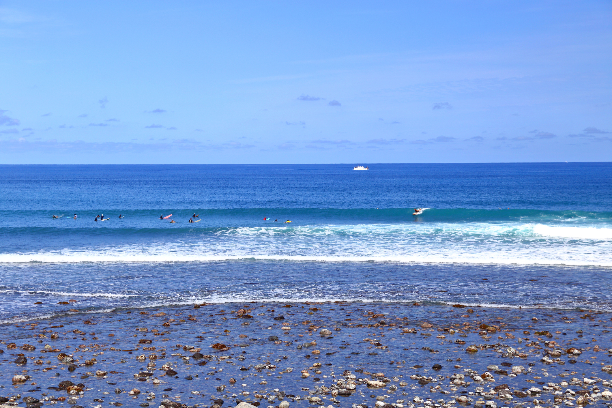 Good-Clean-Waves-in-Taiwan