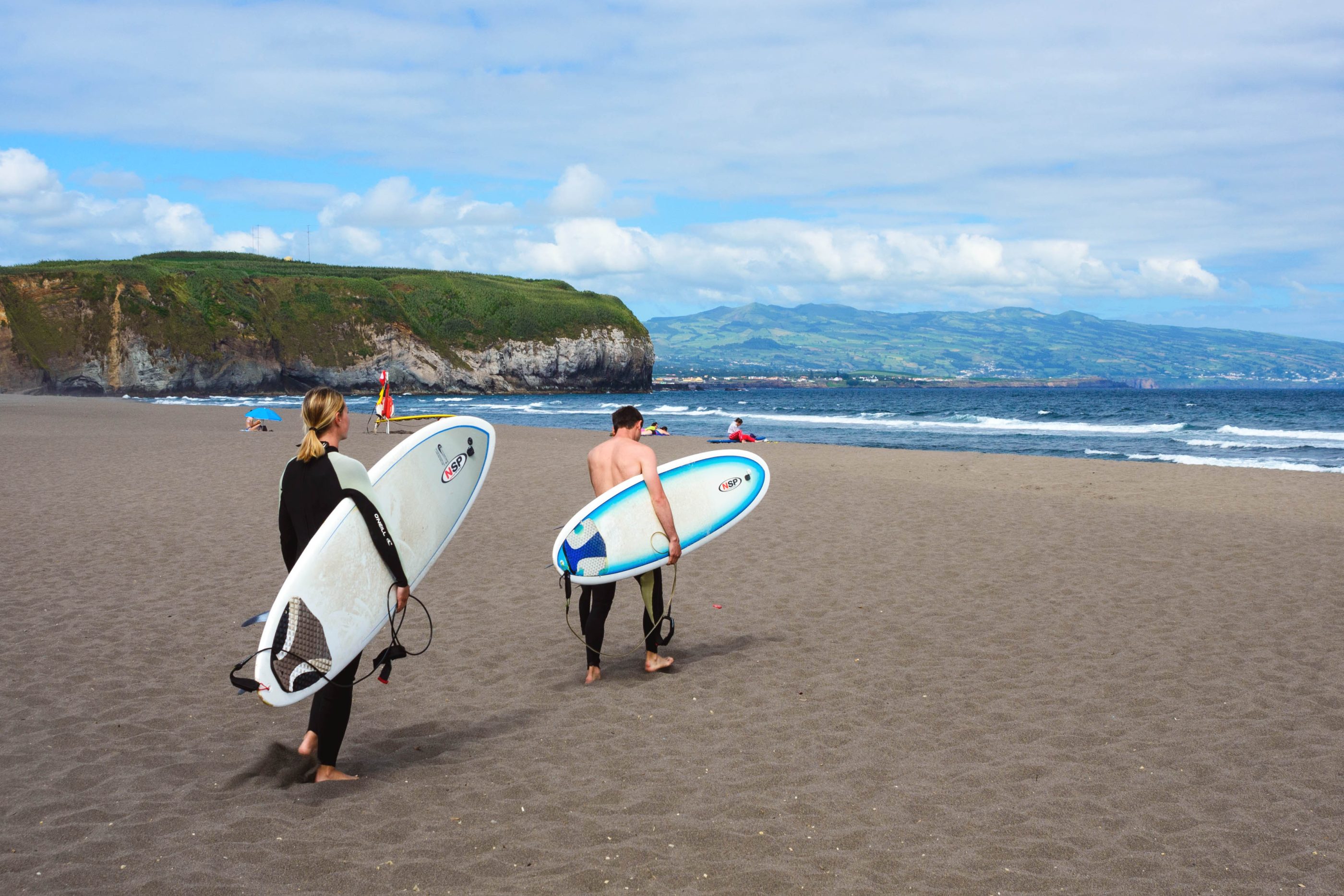 Learn-to-Surf-in-the-Azores