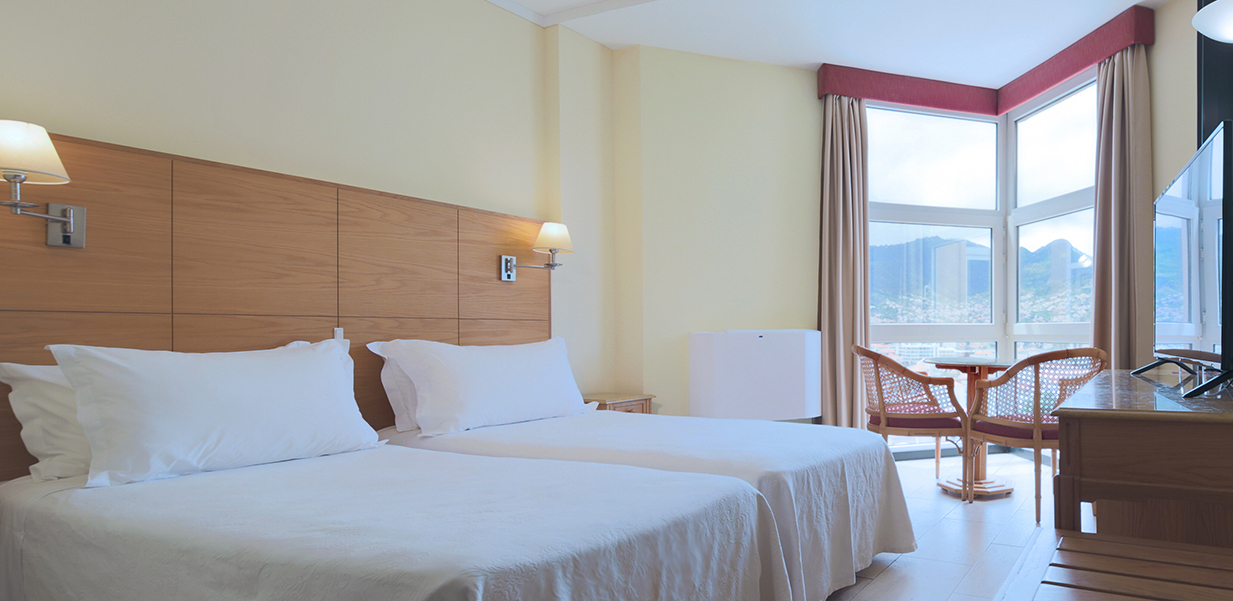 Room-in-the-Dom-Pedro-Beach-Hotel-in-Madeira