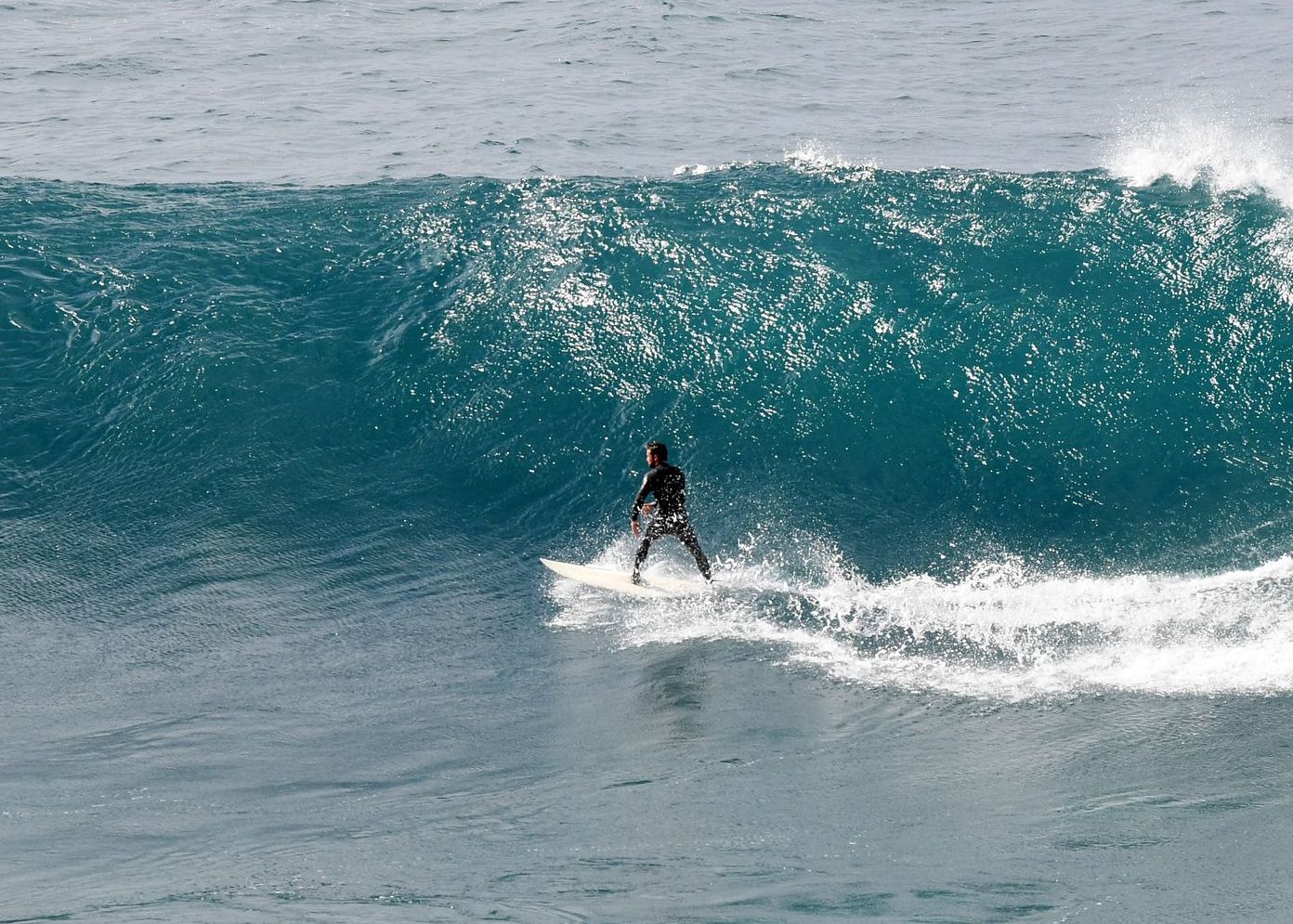 Solid-Surf-in-Madeira