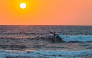 Sunset-Surfing-in-Hikkaduwa