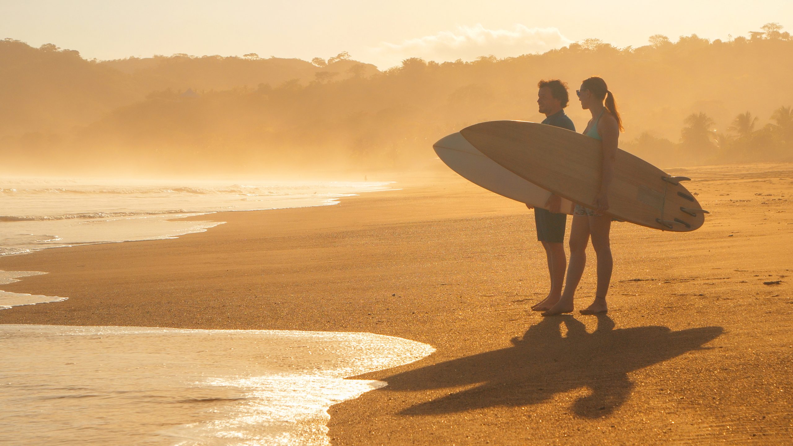 Checking-the-Surf-in-Panama
